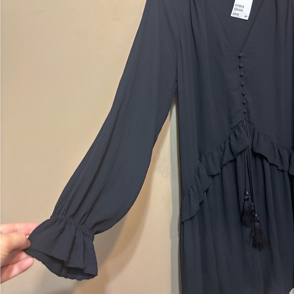 H&M NWT Tiered Dress with Tassles & Ruffled detail - Picture 2 of 8